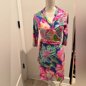 Lilly Pulitzer jersey knit wrap dress. Large